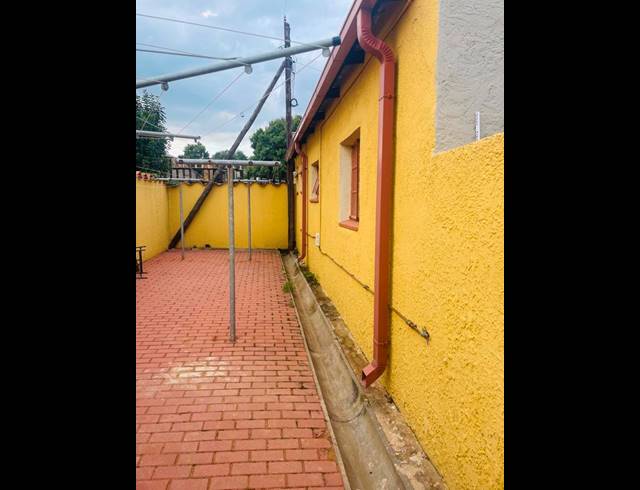 1 BEDROOM PROPERTY TO RENT IN PRIMROSE